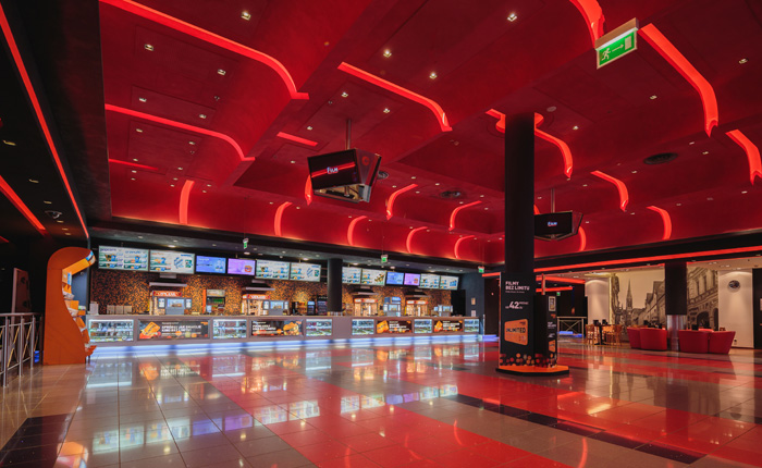 Kino Cinema City Rybnik Plaza posiada 8 klimatyzowanych sal, które pomieszczą jednocześnie ponad 1 500 widzów. Wszystkie wyposażone są w innowacyjne technologie projekcji filmów, wysokiej klasy systemy dźwiękowe i wygodne fotele kinowe.